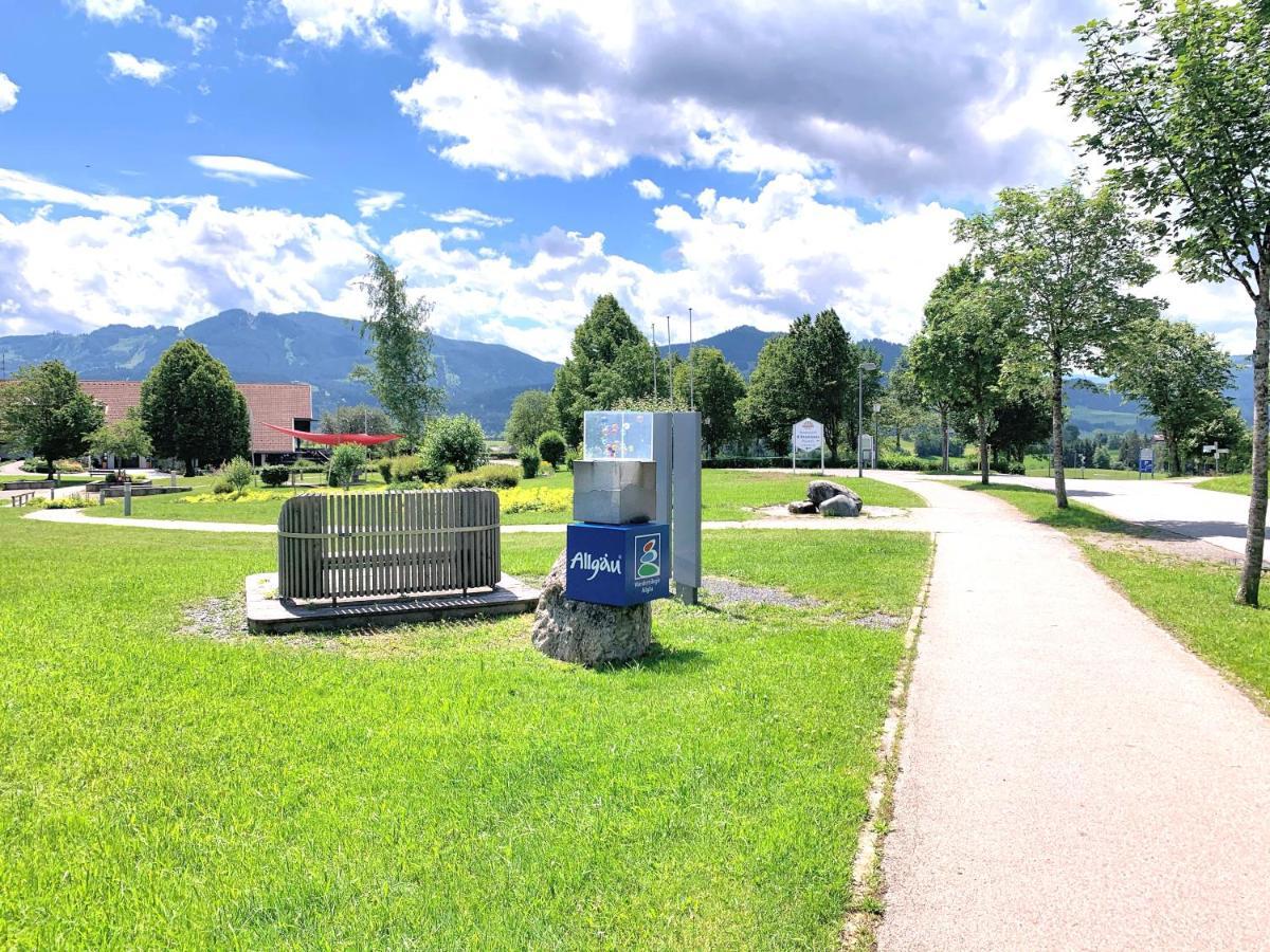 Ferienwohnung Am Kurpark オイ・ミッテルベルグ エクステリア 写真